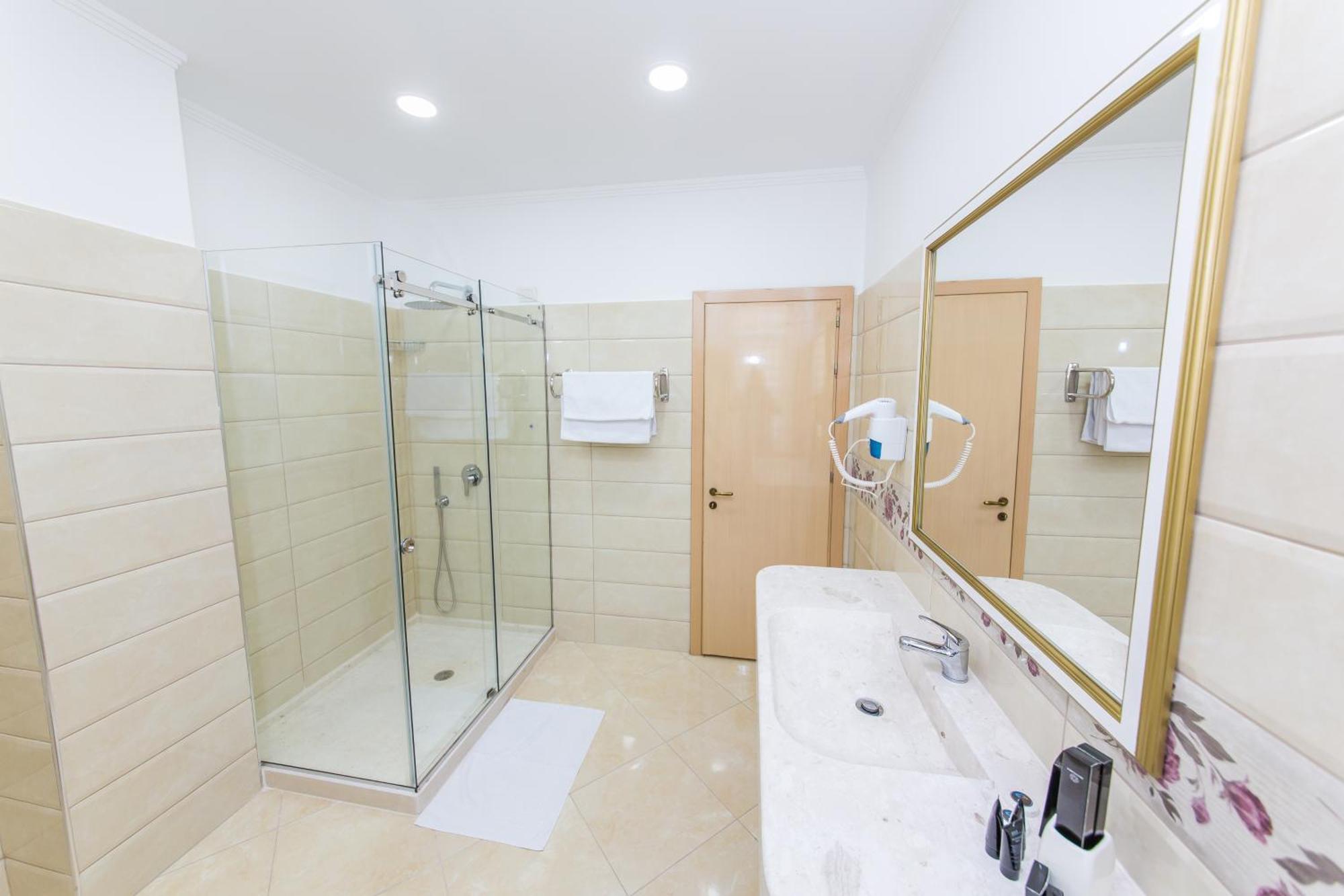 Hotel Belagrita Berat Zimmer foto
